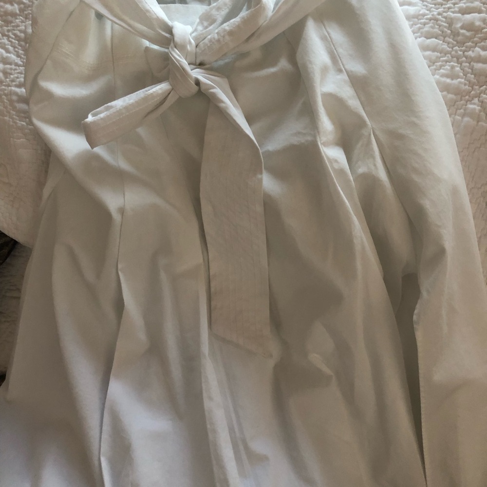 White Tie-Front skirt - Picture 2 of 3